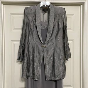 2-Piece Formal Gray Dress